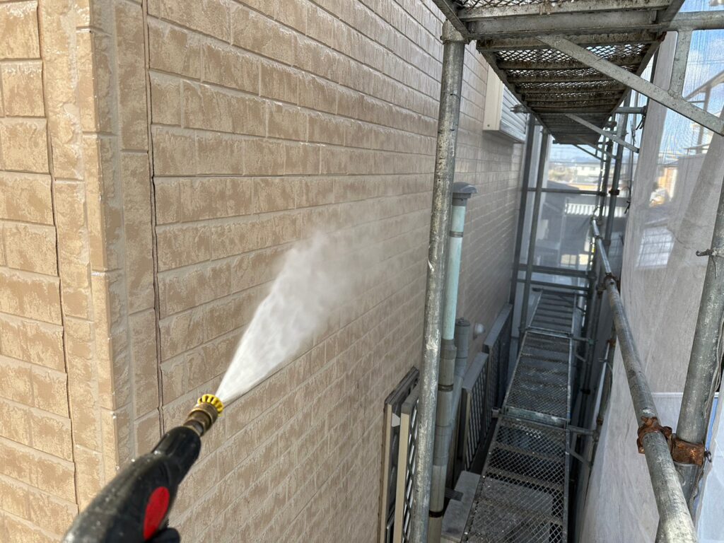 DIY 塗装 手順 STEP1:洗浄 高圧洗浄