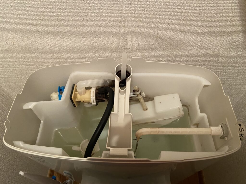 タンク内の部品の故障