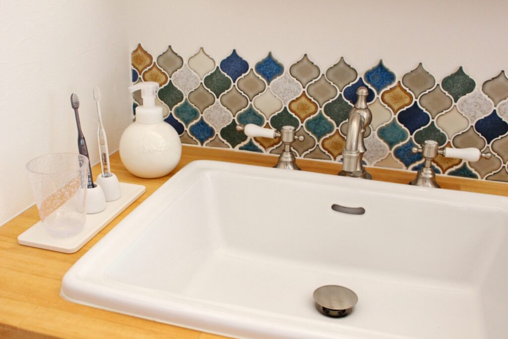 タイルやクロス(壁紙)で個性を出す