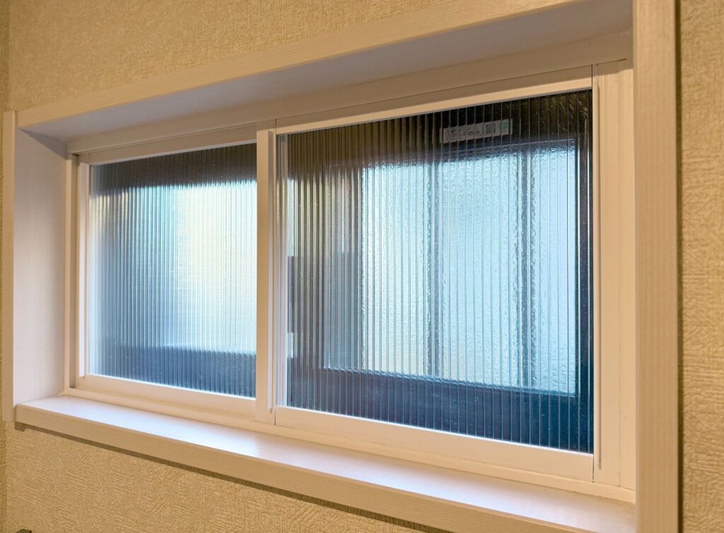 1. 内窓設置（二重窓）｜コスパ最強・補助金還元率が高い